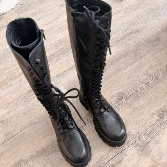 Steve Madden Motto Boots - Picture 2 of 8